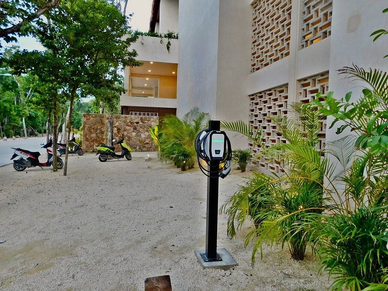 1BR | Jungle View + Pool + Amenities