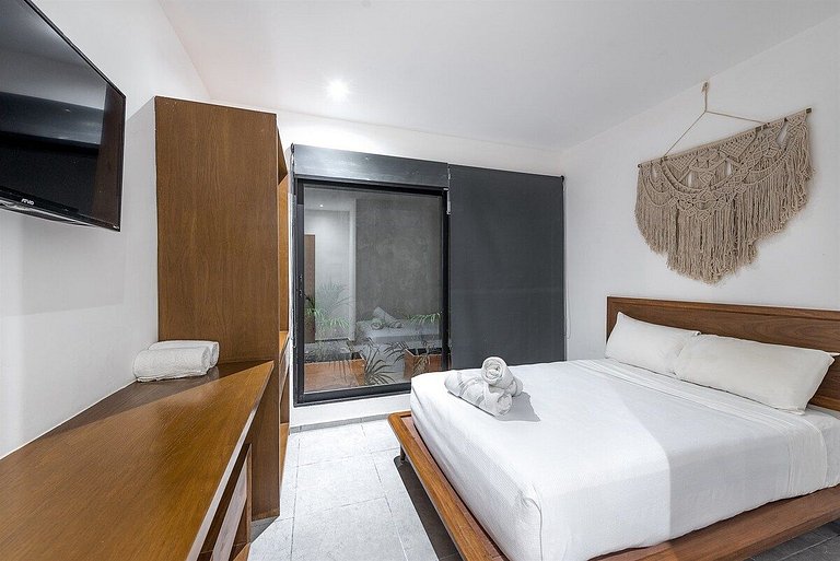 Modern 2BR in Aldea Zama | Rooftop Pool & Wi-Fi