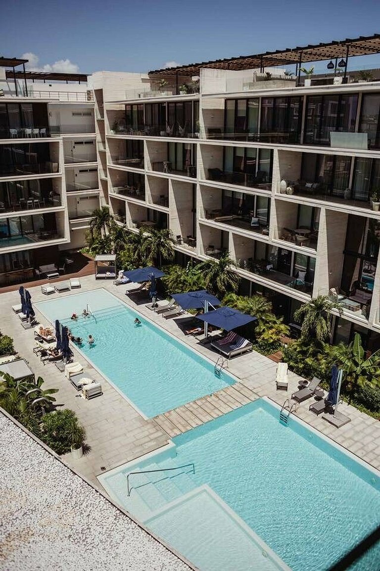 Oceanview PH | Private Rooftop & Jacuzzi