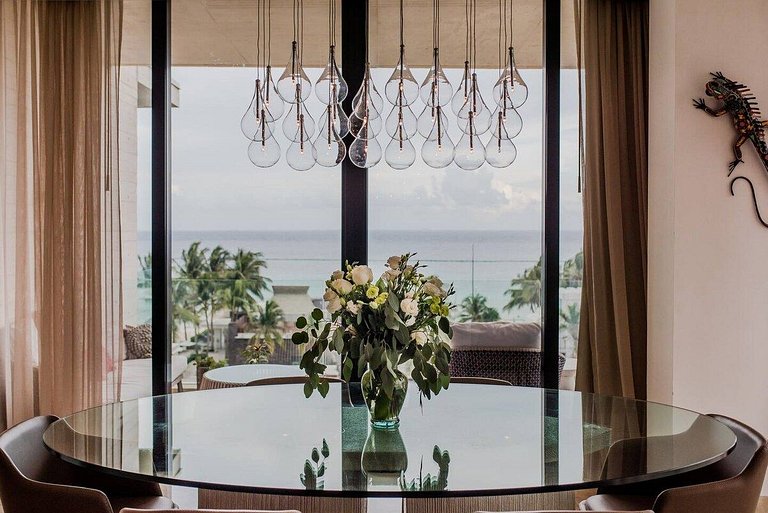 Oceanview PH | Private Rooftop & Jacuzzi