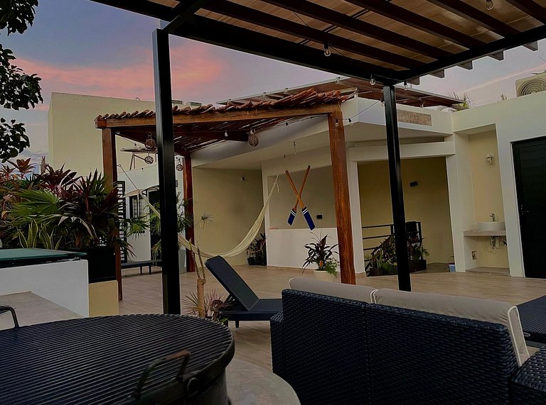 Habitación Privada | Terraza + Piscina & BBQ