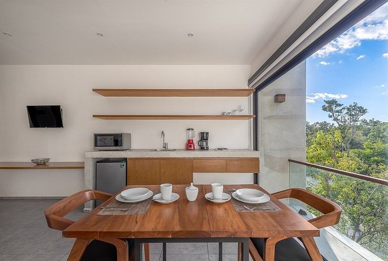 Exclusive Loft with Rooftop Pool