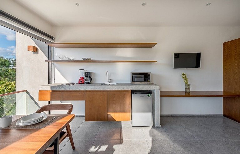 Exclusive Loft with Rooftop Pool