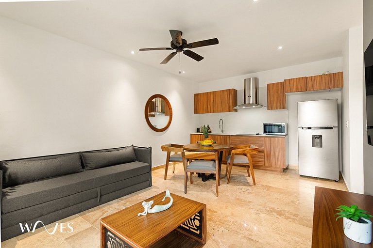 1 Br. | LX Amenities | Prime Location