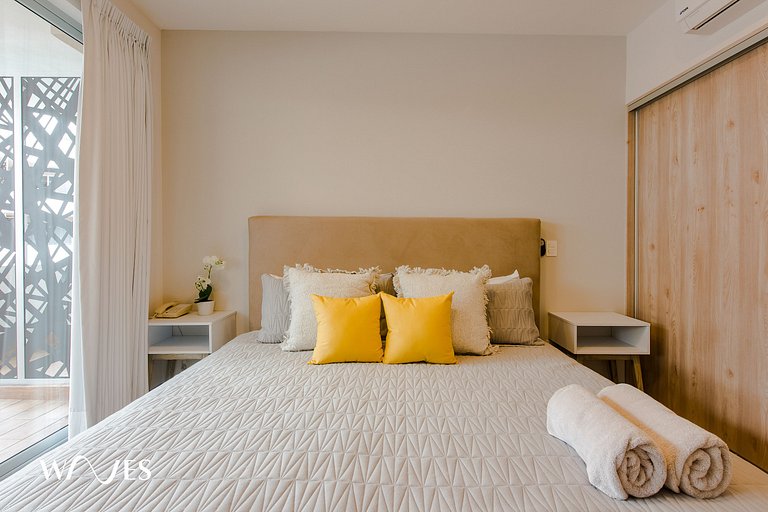 1BR | Near the Beach | Pool View