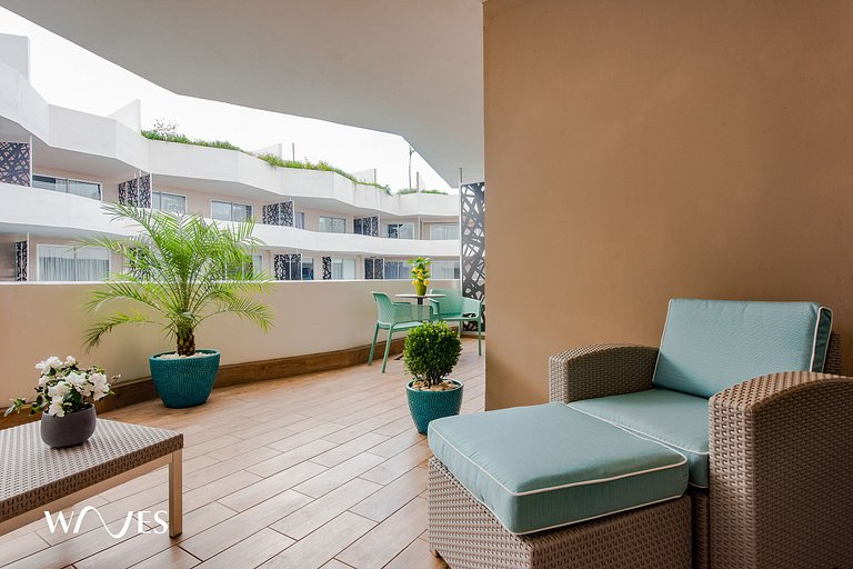 1BR | Near the Beach | Pool View