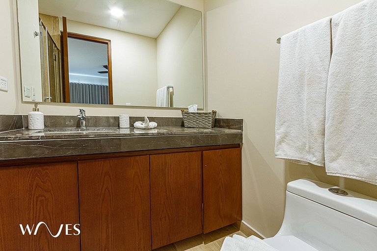 2BR | Rooftop w/ Infinity Pool + Jacuzzi + View