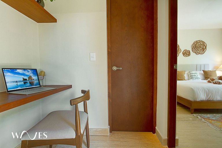 2BR | Rooftop w/ Infinity Pool + Jacuzzi + View