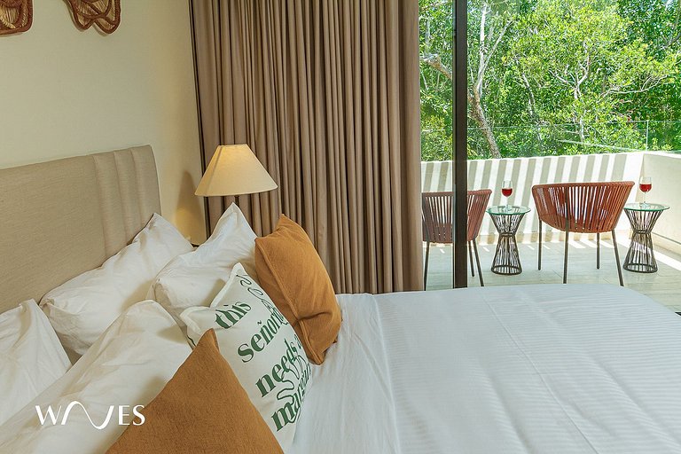 2BR | Rooftop w/ Infinity Pool + Jacuzzi + View