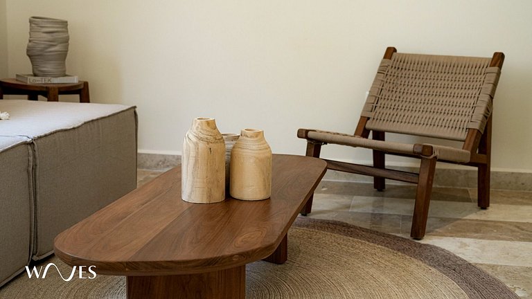 Exclusive Apt. w/Private Pool + Surround Speakers