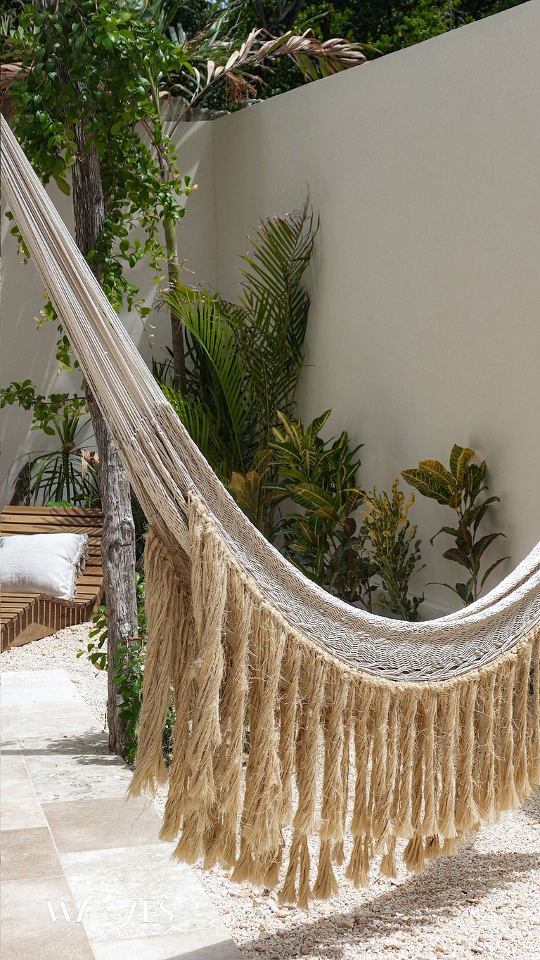 Exclusive Apt. w/Private Pool + Surround Speakers