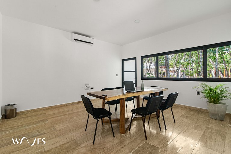 Spacious Loft w/Garden View | Pool + Jacuzzi | GYM