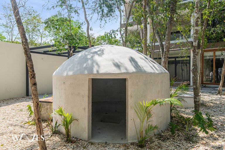 Spacious Loft w/Garden View | Pool + Jacuzzi | GYM