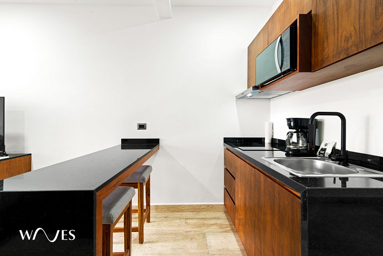 Spacious Loft w/Garden View | Pool + Jacuzzi | GYM