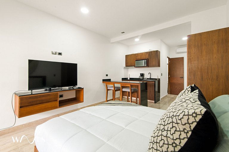 Espacioso Loft c/vista al Jardin | Piscina | GYM