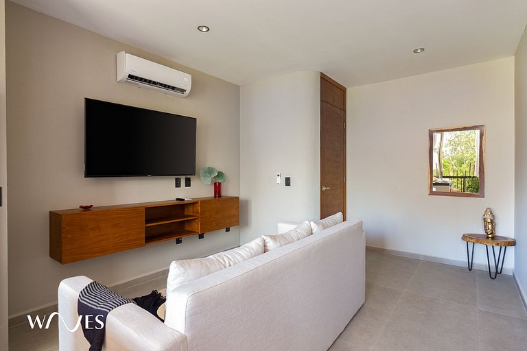 2-Bed Apt | Central & Bright | Sauna & Steam