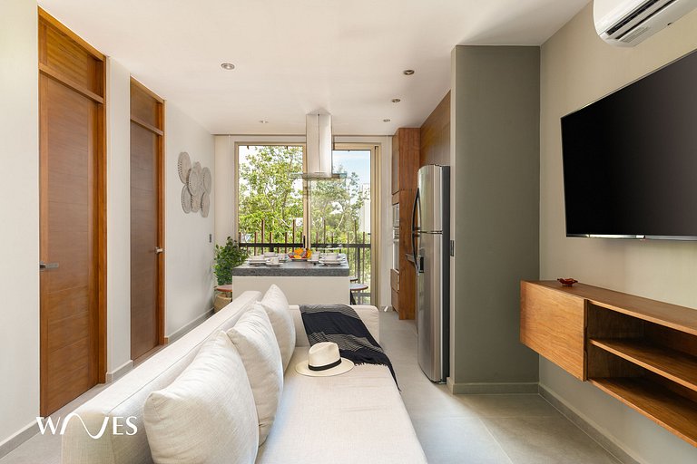 2-Bed Apt | Central & Bright | Sauna & Steam