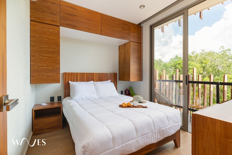 2-Bed Apt | Central & Bright | Sauna & Steam