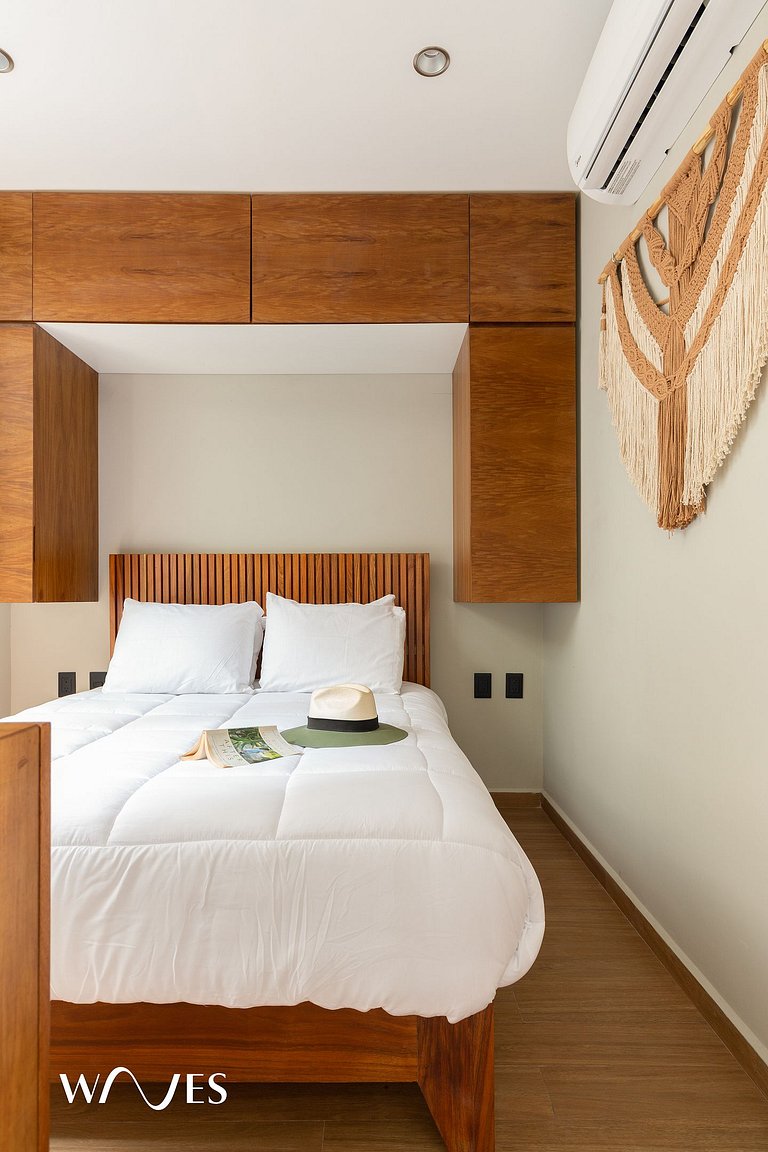 2-Bed Apt | Central & Bright | Sauna & Steam