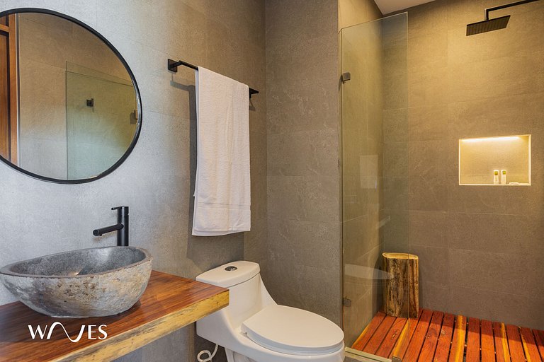 2-Bed Apt | Central & Bright | Sauna & Steam