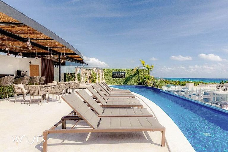 Bright 1BR Apartment Steps from the Beach