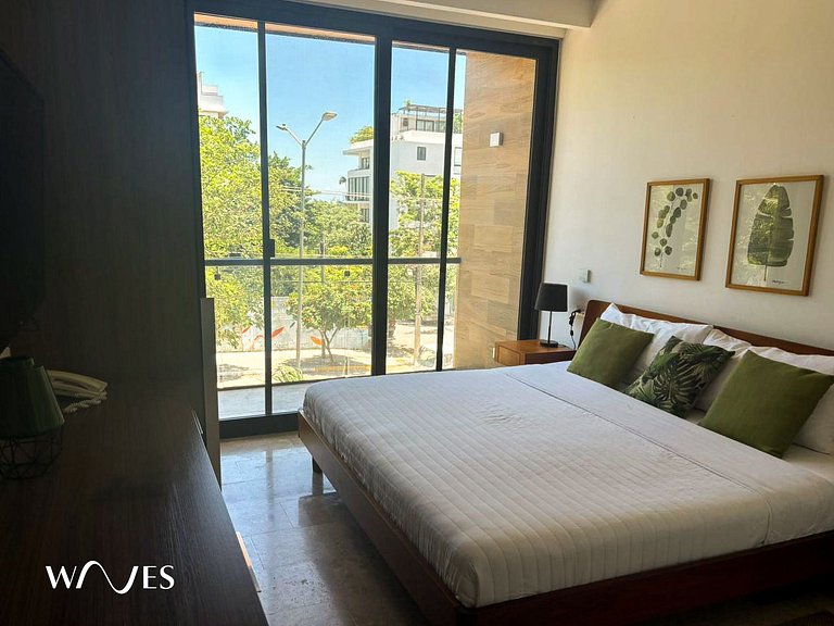 Bright 1BR Apartment Steps from the Beach