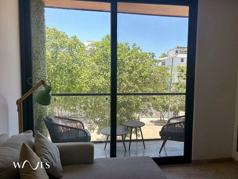 Luminoso Depto. de 1 Rec. a Pasos de la Playa