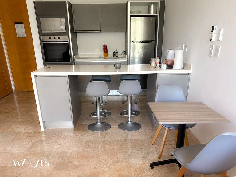 Bright 1BR Apartment Steps from the Beach