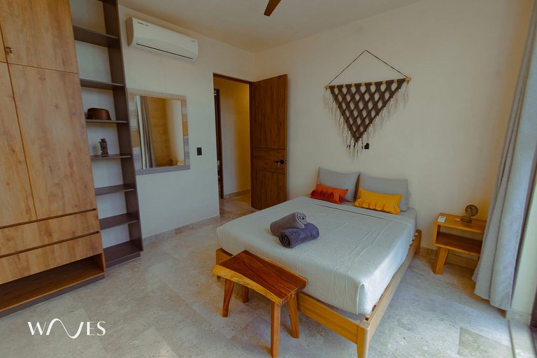 Spacious Modern 3BR Apartment in Gated Community with Pool V