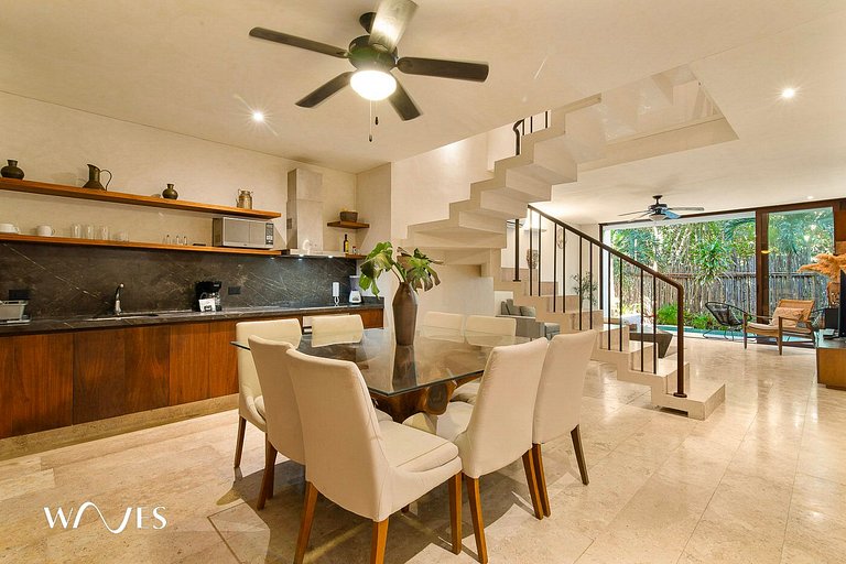 PH de 2 habitaciones con piscina privada en una comunidad ce