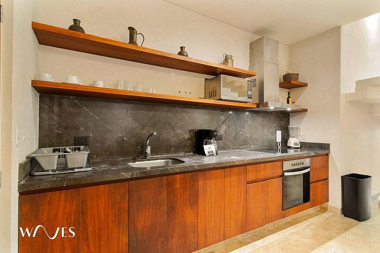 PH de 2 habitaciones con piscina privada en una comunidad ce