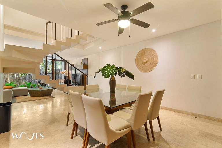 PH de 2 habitaciones con piscina privada en una comunidad ce