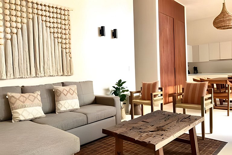 Encantador 2BR Planta Baja con Piscina Privada