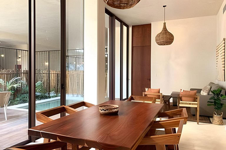 Charming 2BR Ground Floor w/ Private Pool