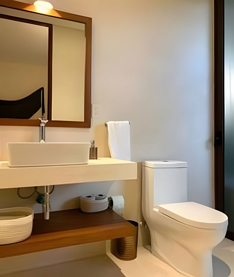 Encantador 2BR Planta Baja con Piscina Privada