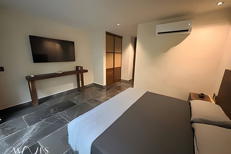 2BR w/ Private Pool Near the Beach – Spacious Stay