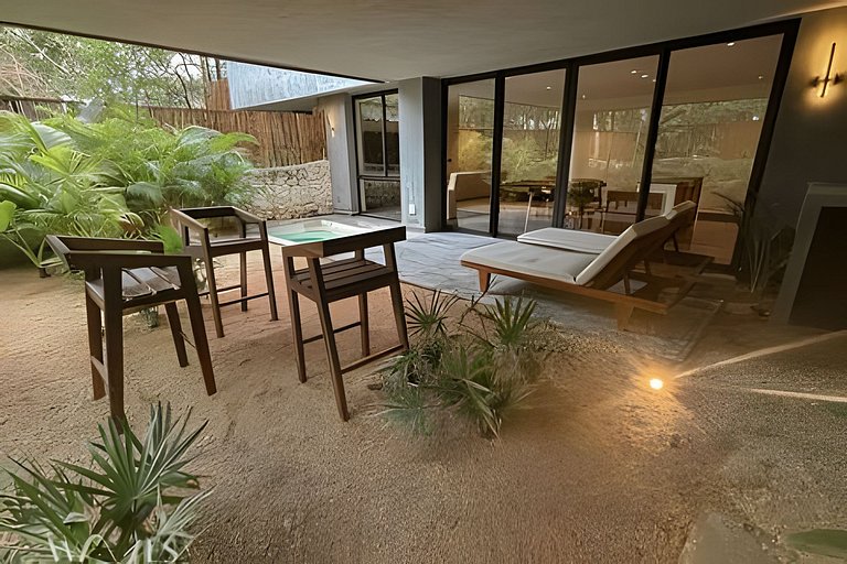 2BR w/ Private Pool Near the Beach – Spacious Stay