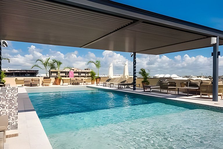 2 Br. with Rooftop Pool and Stunning Ocean View