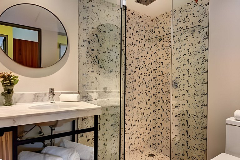 2 Br. with Rooftop Pool and Stunning Ocean View