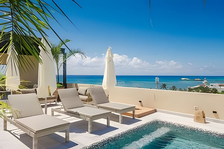 2 Br. with Rooftop Pool and Stunning Ocean View
