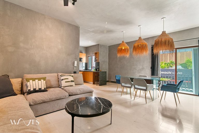 Prime 5th Ave Stay - 4BR with King Beds & City Vie