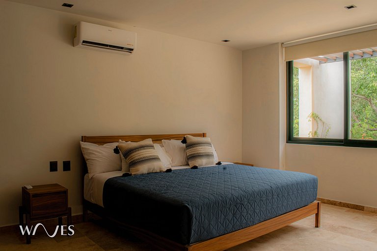 Spacious 2 Br. w/Private Pool and Stunning Views