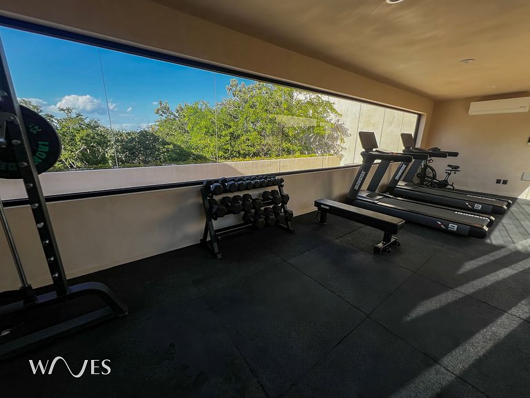 Spacious 2 Br. w/Private Pool and Stunning Views