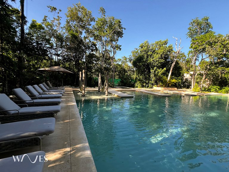 Spacious 2 Br. w/Private Pool and Stunning Views