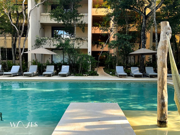 Spacious 2 Br. w/Private Pool and Stunning Views