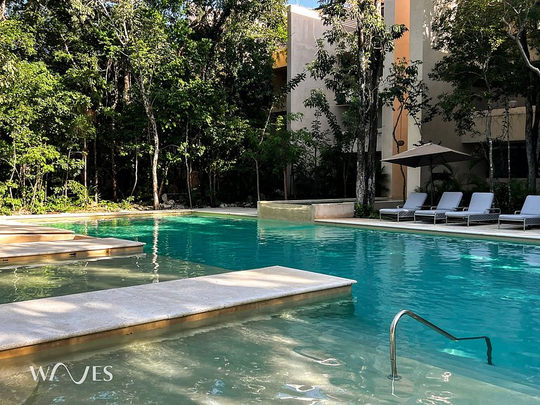 Spacious 2 Br. w/Private Pool and Stunning Views