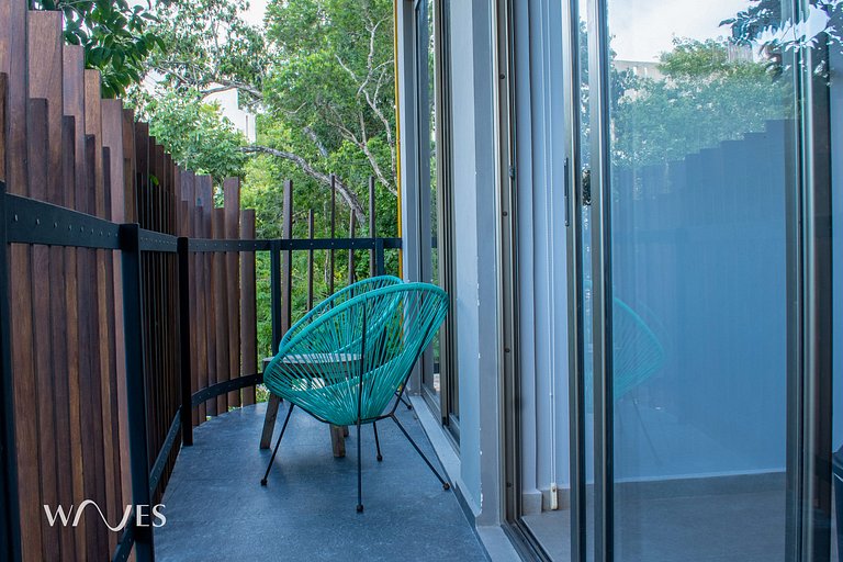 Great Located 2 Br. w/Sauna and Rooftop Pool