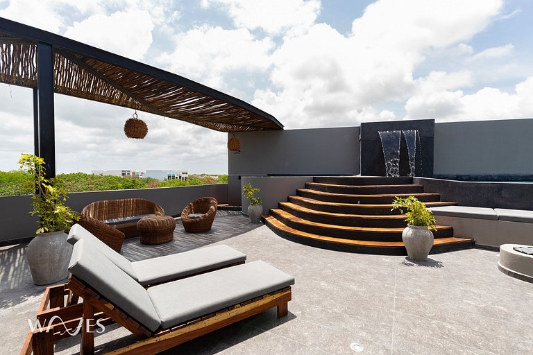 Great Located 2 Br. w/Sauna and Rooftop Pool