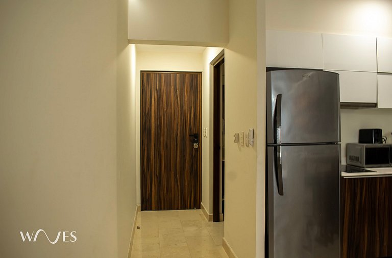 Great Located Spacious Studio w/Rooftop Pool