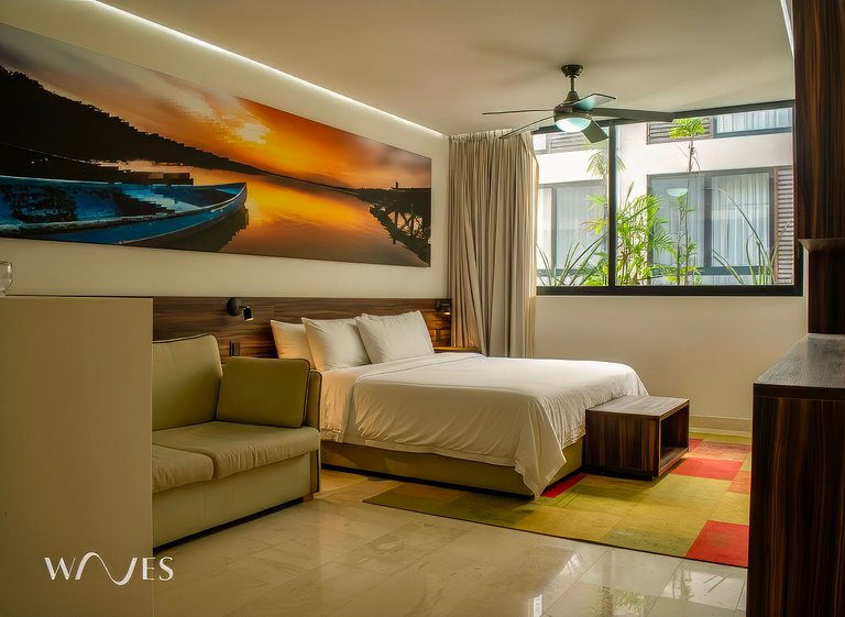 Great Located Spacious Studio w/Rooftop Pool